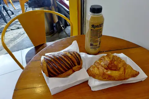 Coffee & Cake photo 3